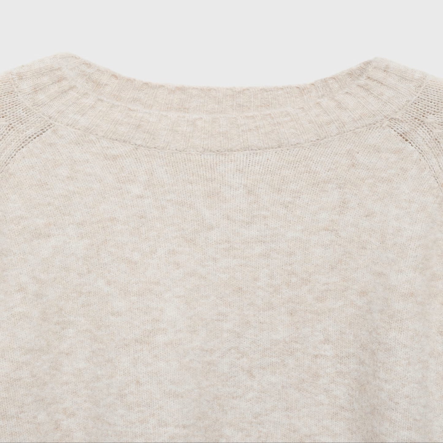 Soft Knit Lounge Sweater – Relaxed Beige Everyday Layer