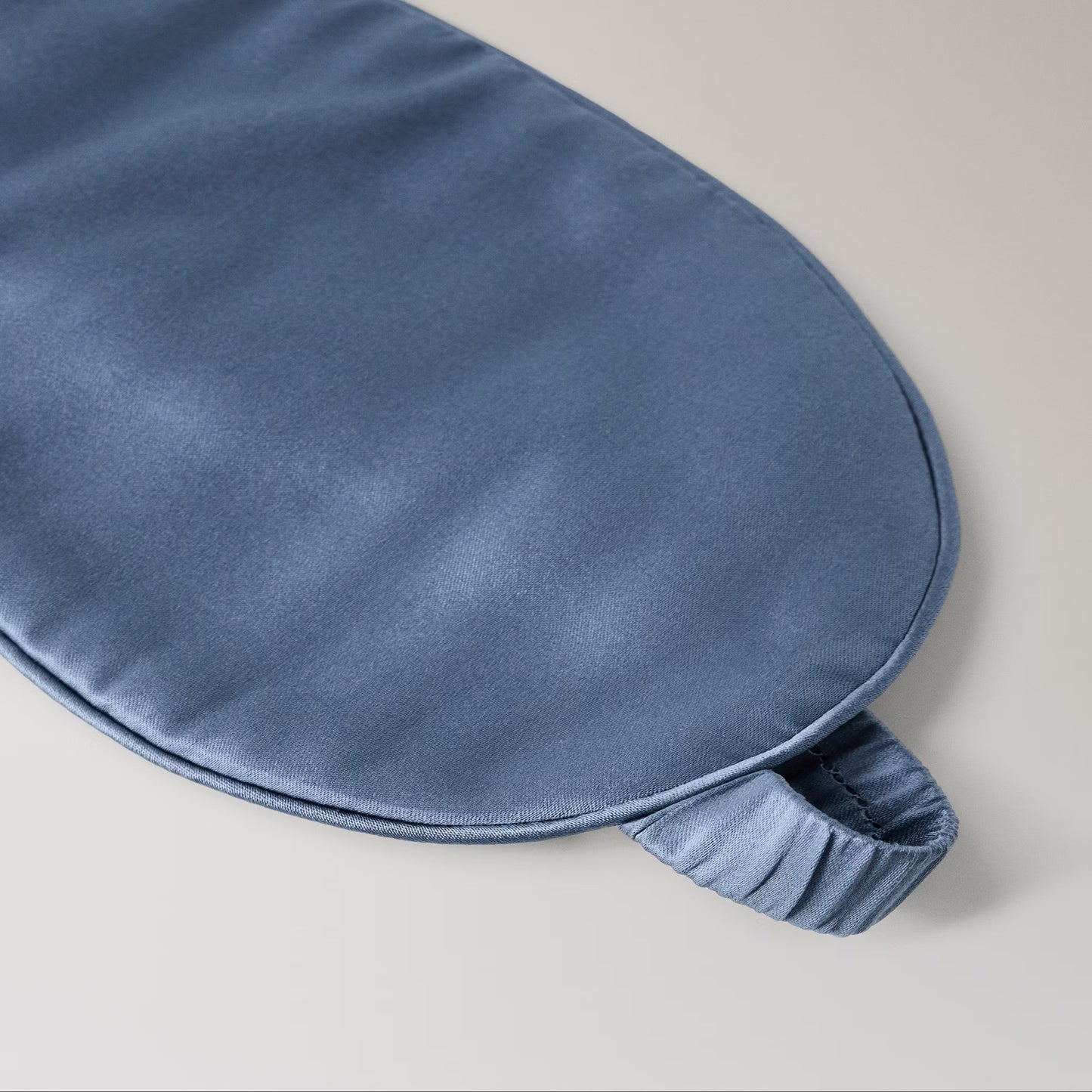 Mango Silk Eye Mask – Calm Evening Sleep Essential