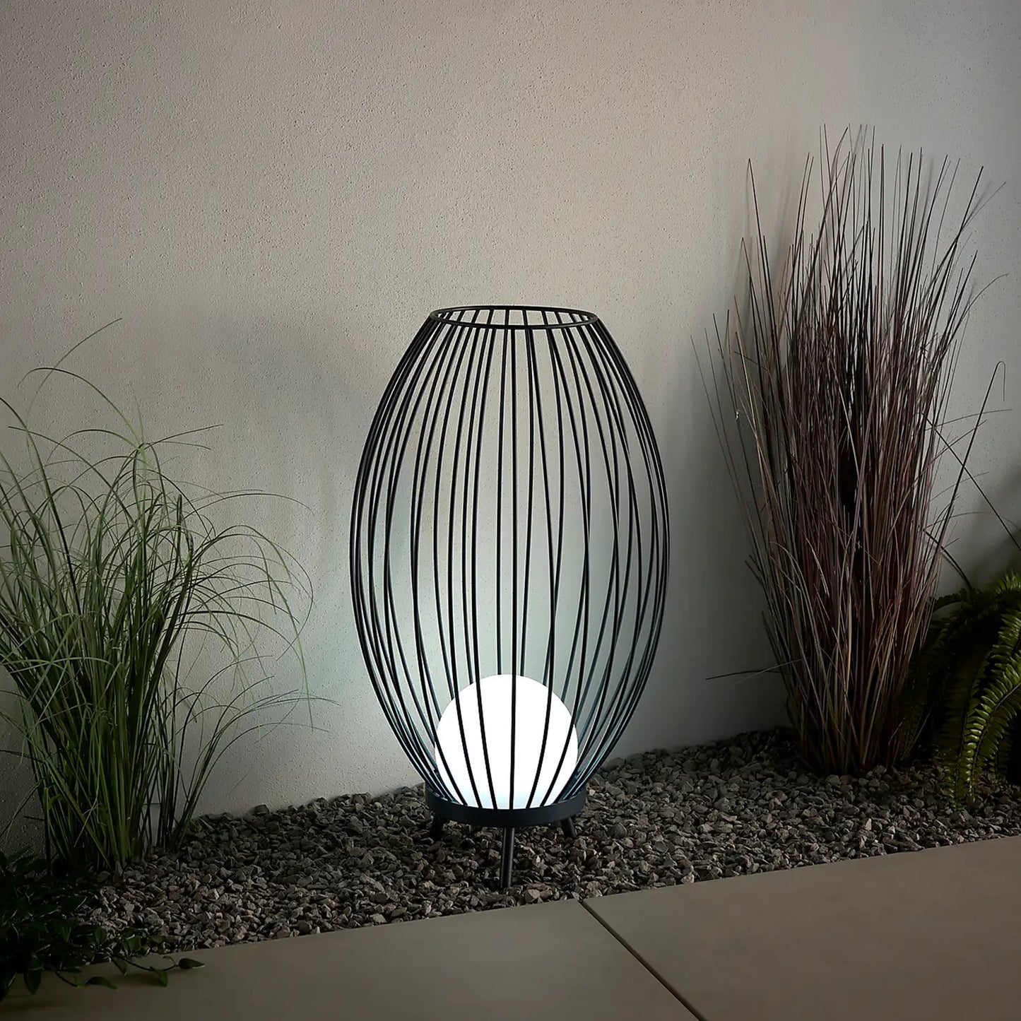 Lanesra Outdoor LED Floor Lamp – Ambient Glow for Outdoor Evenings