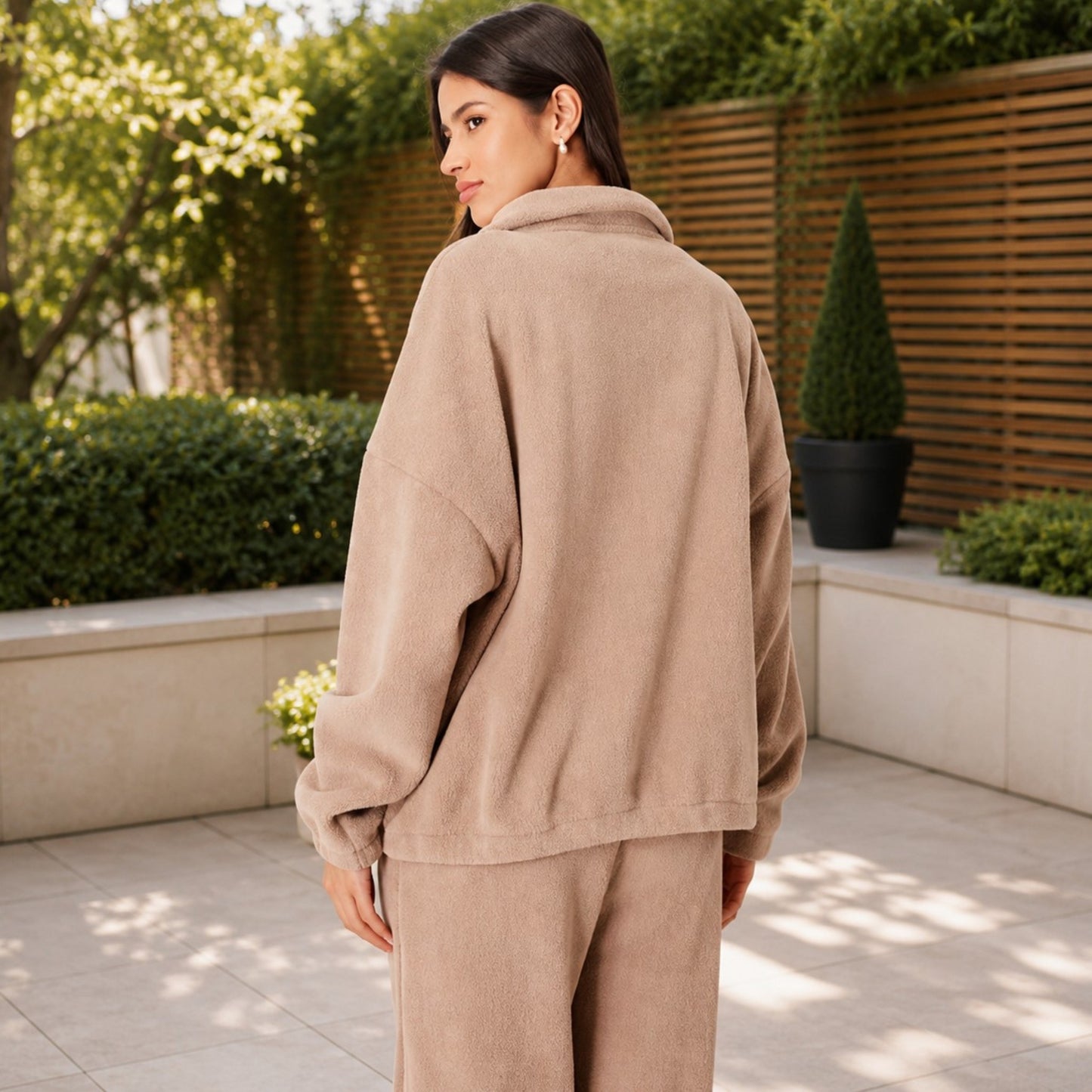 Microfleece Lounge Top – Relaxed Layer for Outdoor Reset