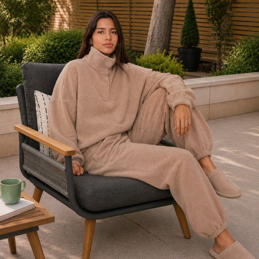 Microfleece Lounge Top – Relaxed Layer for Outdoor Reset